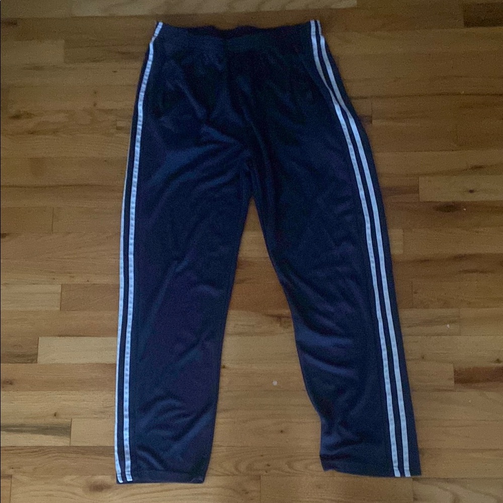 Amazon Essentials Blue Sweatpants with White Stripes and Relaxed Fit